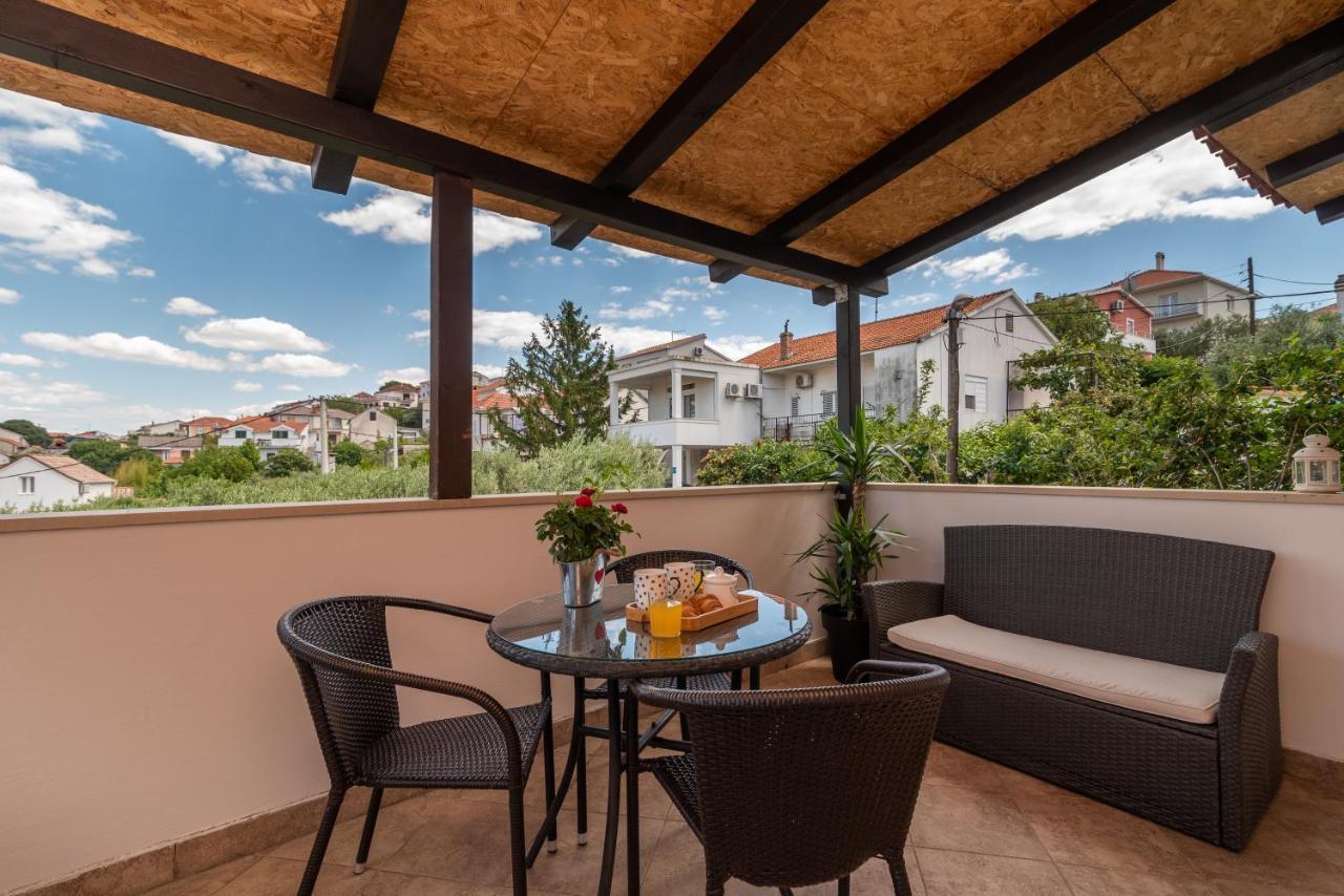 Apartments Orlic Trogir Luaran gambar