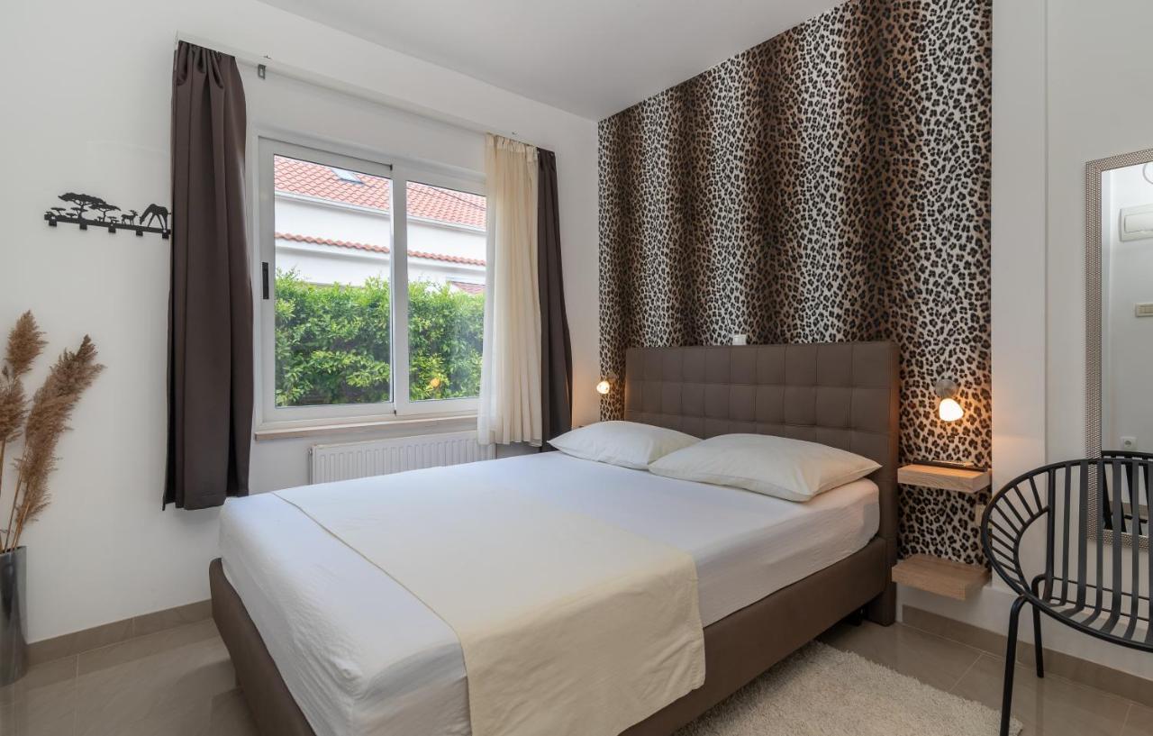 Apartments Orlic Trogir Luaran gambar